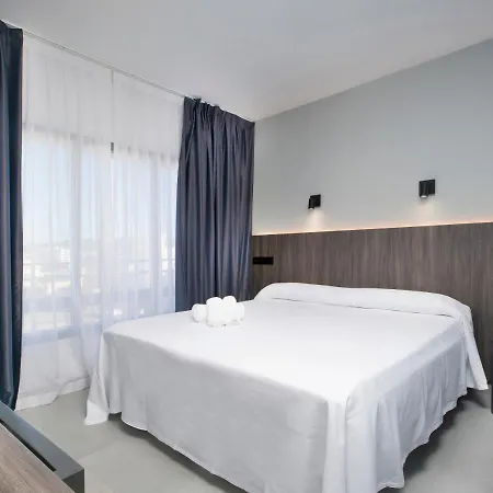 Hotel Base - Adults Only 2*